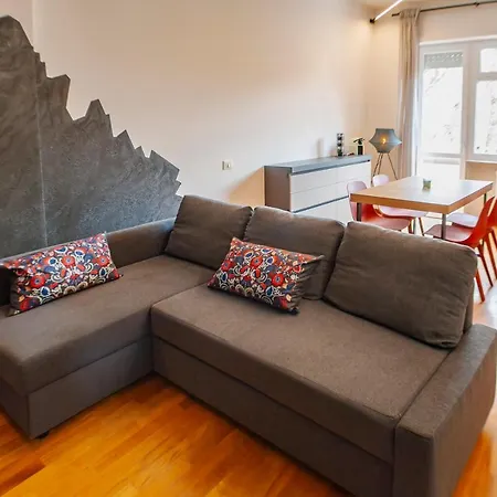 Corso Svizzera Lovely Apartment